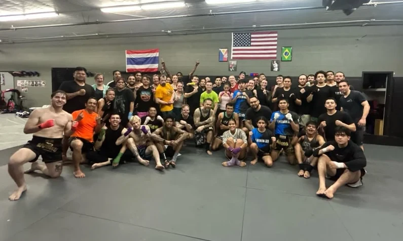 Students training at Lopburi Muay Thai